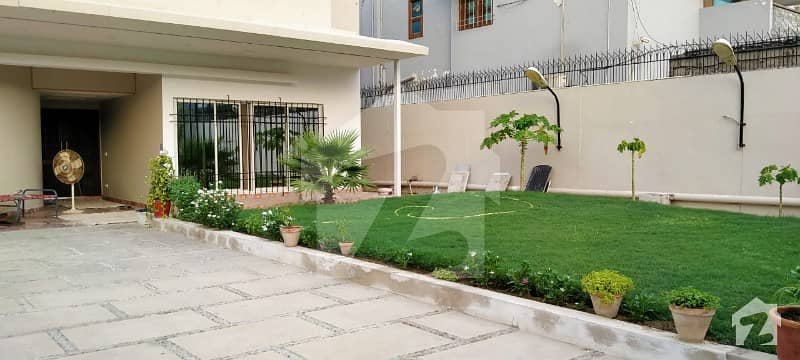 500 Sq Yard 1 Kanal Fully Renovated Bungalow Available For Rent