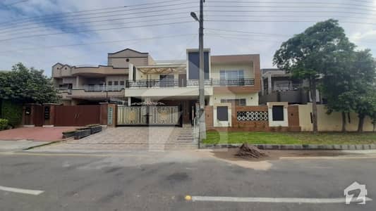 1 Kanal Double Storey Luxury House For Sale On 60 Feet Road 1 Kanal Double Storey Luxury House For Sale On 60 Feet Road