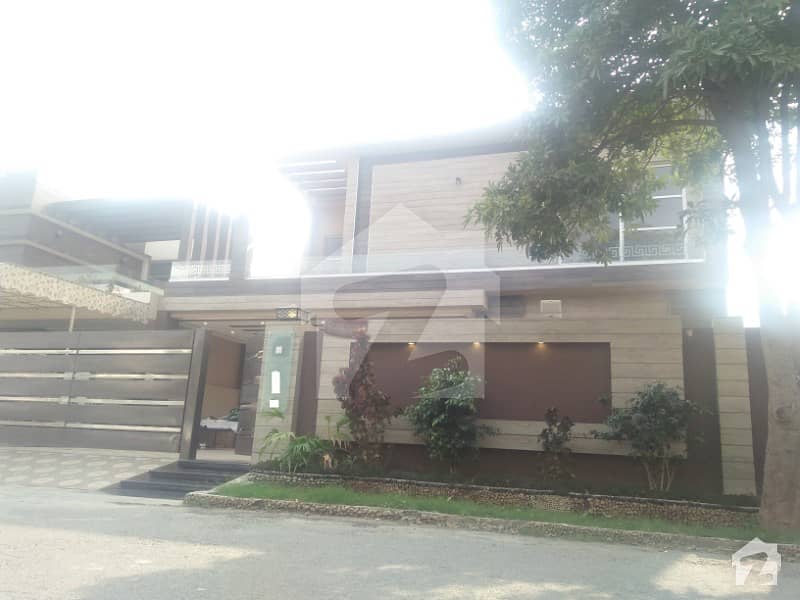 One Kanal Slightly Used House For Sale In State Life Housing Society Ideal Location Reasonable Price