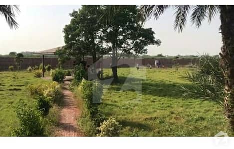 فیروزپور سٹی لاہور میں 8 کنال صنعتی زمین 4.5 کروڑ میں برائے فروخت۔