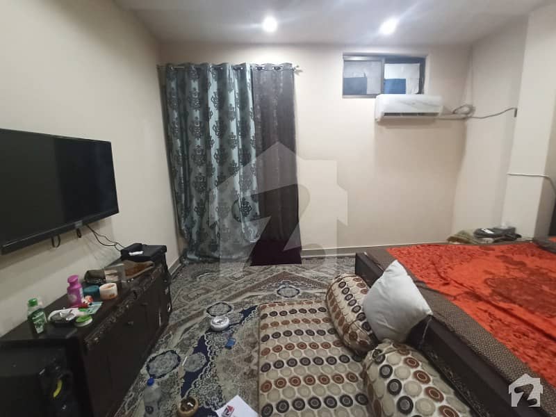 ویلینشیاء ہاؤسنگ سوسائٹی لاہور میں 2 کمروں کا 4 مرلہ فلیٹ 31 ہزار میں کرایہ پر دستیاب ہے۔
