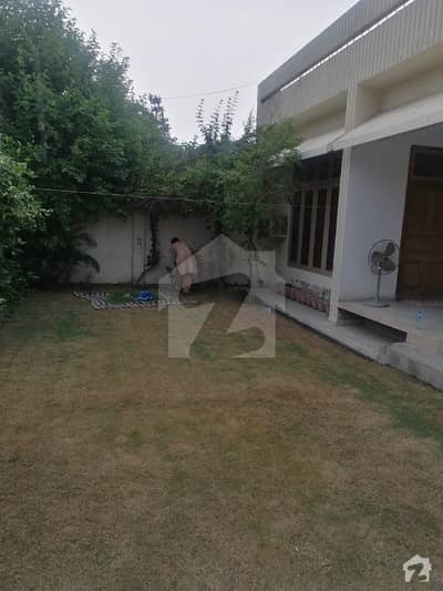 1 kanal ideal House for sale in Garden town Aurangzaib block 1 kanal ideal House for sale in Garden town Aurangzaib block
