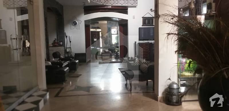 ریونیو سوسائٹی - بلاک بی ریوینیو سوسائٹی لاہور میں 5 کمروں کا 1 کنال مکان 3.15 کروڑ میں برائے فروخت۔