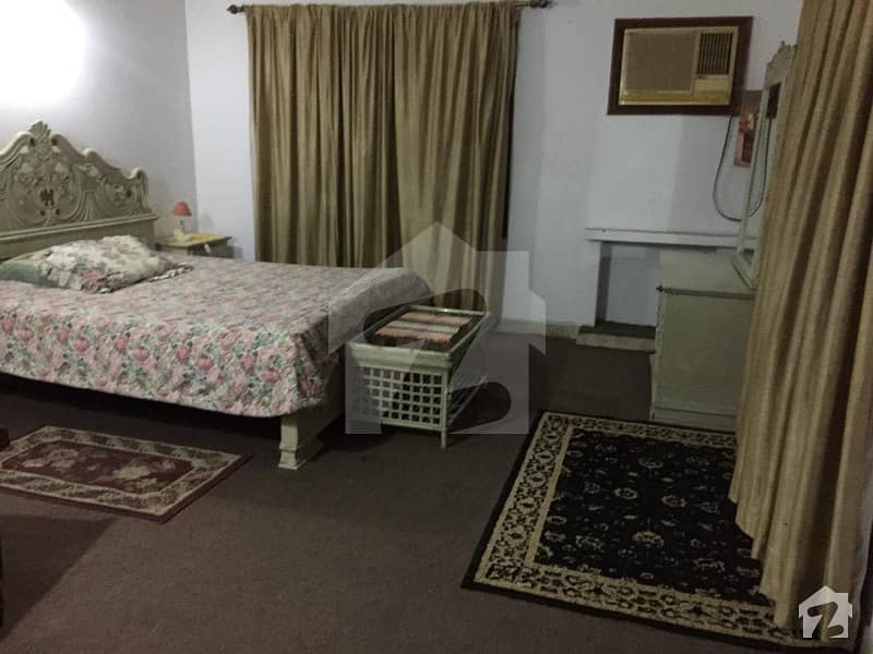 Semi Furnished Room For Rent