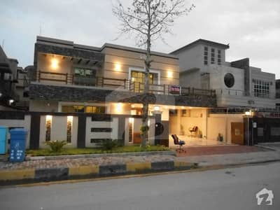 بحریہ ٹاؤن فیز 4 بحریہ ٹاؤن راولپنڈی راولپنڈی میں 5 کمروں کا 1 کنال مکان 4.5 کروڑ میں برائے فروخت۔ بحریہ ٹاؤن فیز 4 بحریہ ٹاؤن راولپنڈی راولپنڈی میں 5 کمروں کا 1 کنال مکان 4.5 کروڑ میں برائے فروخت۔