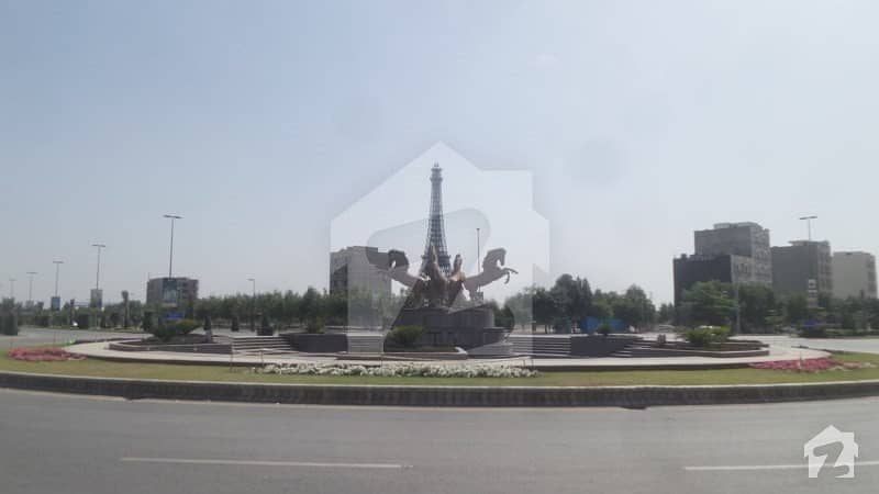 بحریہ ٹاؤن گلبہار بلاک بحریہ ٹاؤن سیکٹر سی بحریہ ٹاؤن لاہور میں 11 مرلہ رہائشی پلاٹ 1.25 کروڑ میں برائے فروخت۔