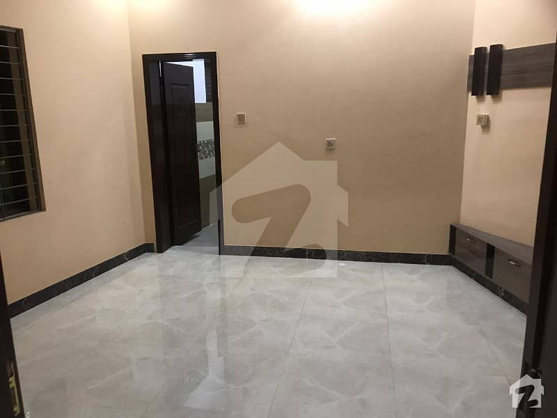 3 Marla Flat For Rent In Military Account College Road Lahor