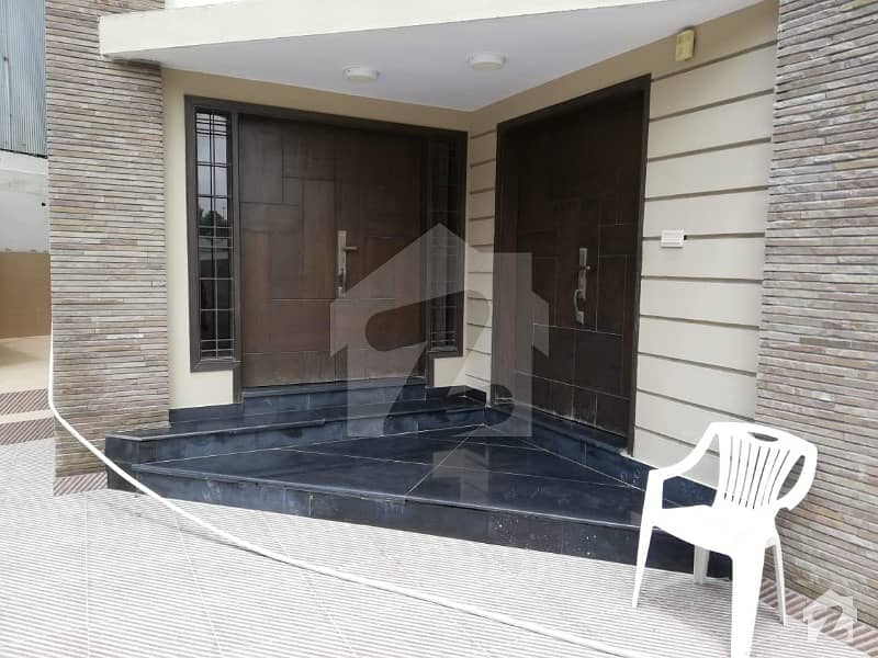 200 Sq Yard Brand New Townhouse For Sale In Hill Park Karachi