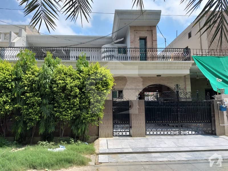 10 Marla Renovated Proper Double Unite  House Available For Sale In Dha Phase 1 Lahore