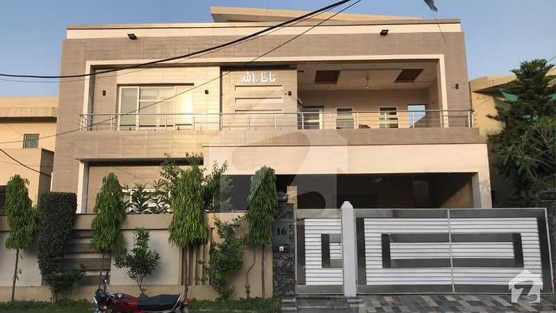 1 Kanal Double Unit House For Sale