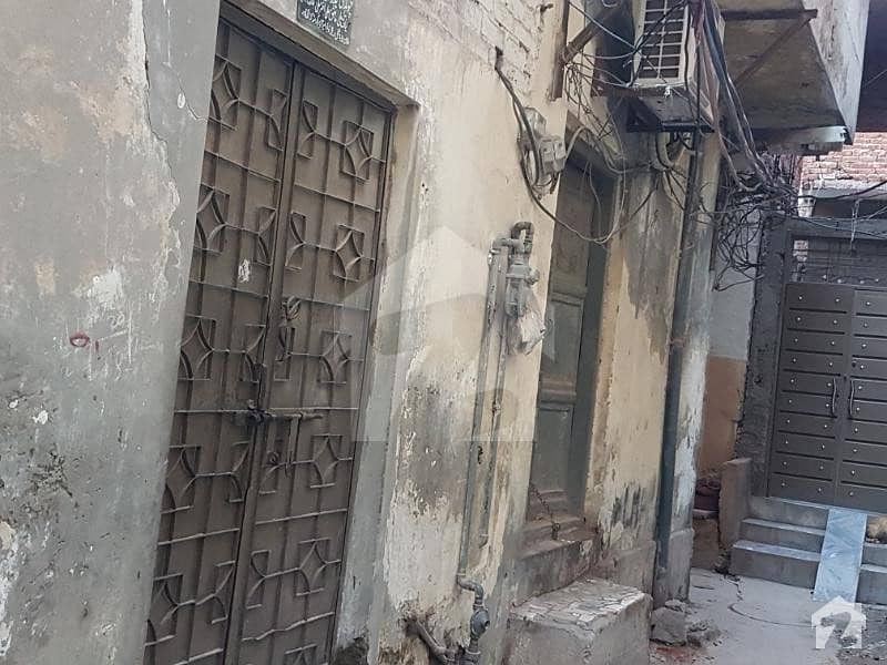 بابو صابو لاہور میں 5 کمروں کا 4 مرلہ مکان 50 لاکھ میں برائے فروخت۔