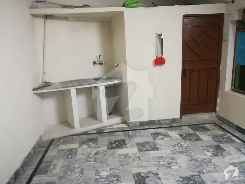 ویسٹریج 3 ویسٹریج راولپنڈی میں 1 کمرے کا 1 مرلہ کمرہ 7 ہزار میں کرایہ پر دستیاب ہے۔