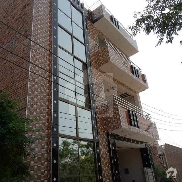 Raza Gardan Phase 1 - 5.5 Marla House For Sale