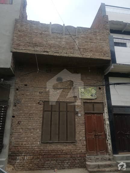 غلام محمد آباد فیصل آباد میں 2 کمروں کا 3 مرلہ مکان 66 لاکھ میں برائے فروخت۔