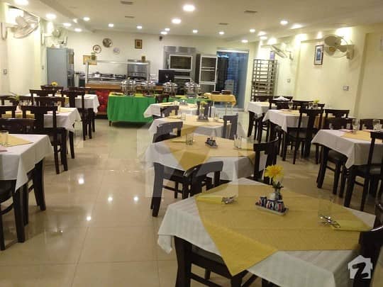 Commercial Restaurant Hall For Sale