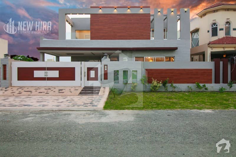Mazhar Munir Design Luxury 1 Kanal Villa For Sale