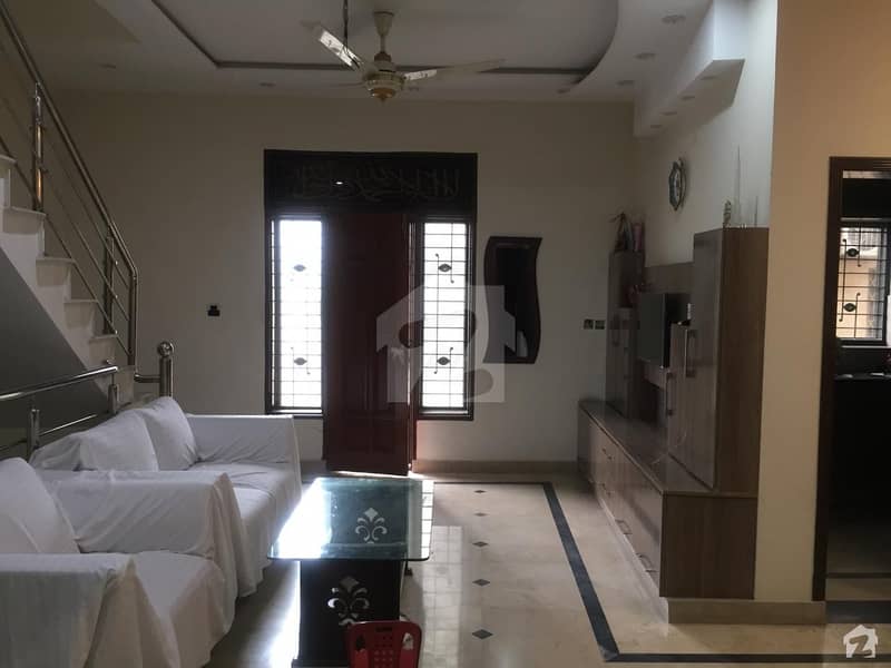 ملتان روڈ لاہور میں 5 کمروں کا 5 مرلہ مکان 1.15 کروڑ میں برائے فروخت۔