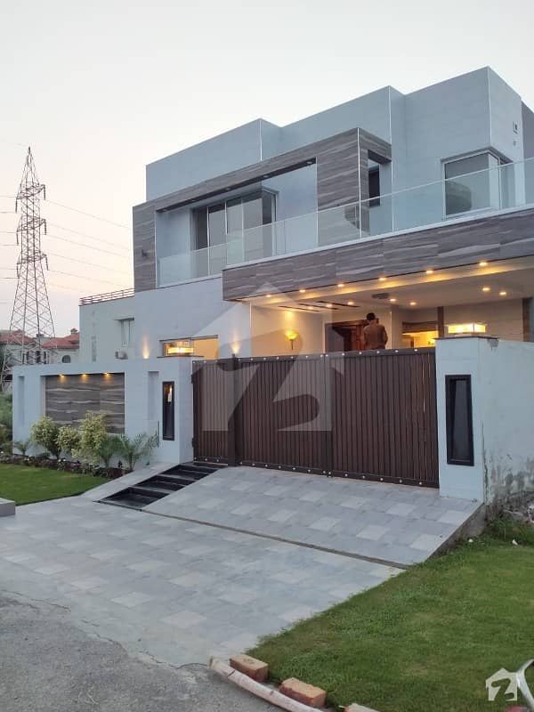 Dha Phase 8 Ex Air Avenue Brand New Luxury House Facing Park Near In Main Road