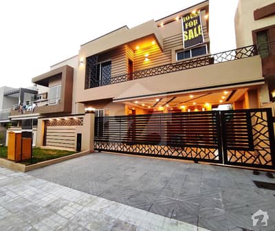 Luxury 10 Marla House For Sale Luxury 10 Marla House For Sale