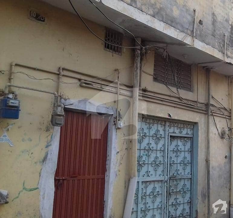 نواب آباد واہ میں 6 کمروں کا 6 مرلہ مکان 1.1 کروڑ میں برائے فروخت۔