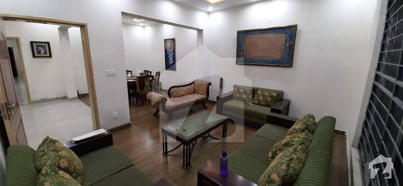 لیک سٹی ۔ سیکٹر ایم ۔ 1 لیک سٹی رائیونڈ روڈ لاہور میں 5 کمروں کا 12 مرلہ مکان 2.43 کروڑ میں برائے فروخت۔
