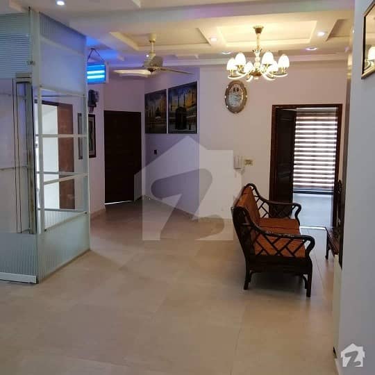 12 marla upper portion full furnished for rent in bahria town lahore