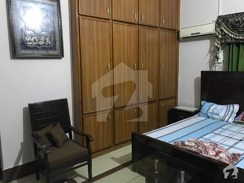 خیابان سرور ڈیرہ غازی خان میں 3 کمروں کا 7 مرلہ مکان 1 کروڑ میں برائے فروخت۔