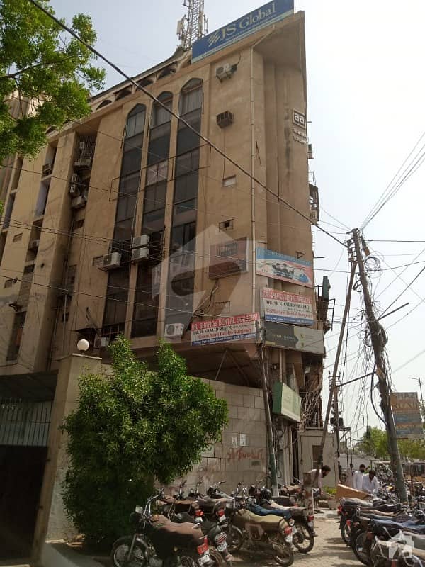 2000 Sq Ft Office For Sale Main Nipa Chowrangi