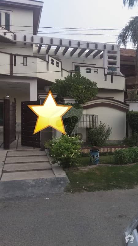 ریونیو سوسائٹی - بلاک بی ریوینیو سوسائٹی لاہور میں 5 کمروں کا 1 کنال مکان 3 کروڑ میں برائے فروخت۔
