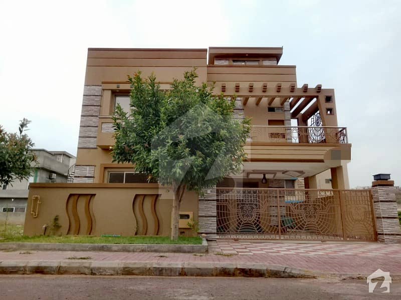 Luxury 10 Marla House For Sale Bahria Town Phase 8 Overseas Sector 6 Rawalpindi