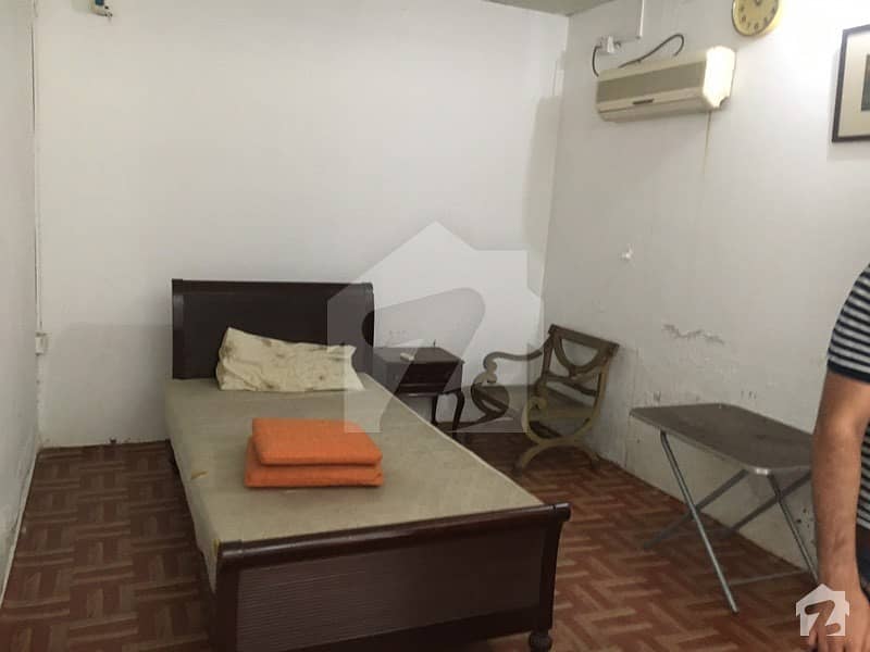 1 Bedroom Furnished In Cantt At Sarwar Road