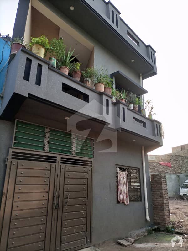 چاکرہ راولپنڈی میں 3 کمروں کا 3 مرلہ مکان 45 لاکھ میں برائے فروخت۔