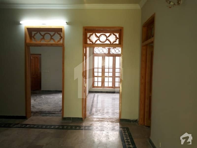ارباب سبز علی خان ٹاؤن ورسک روڈ پشاور میں 6 کمروں کا 5 مرلہ مکان 95 لاکھ میں برائے فروخت۔