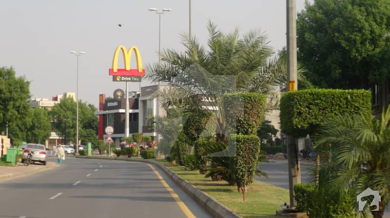 8 Marla Commercial Plot For Sale In Bahria Town Lahore Umar Block