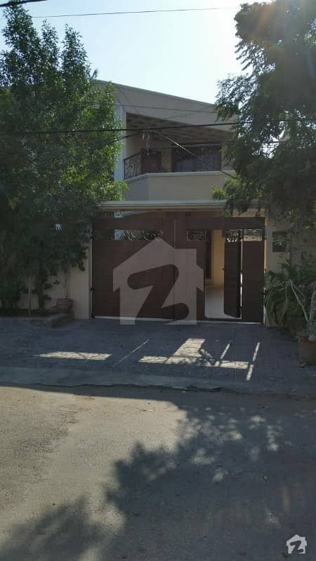 ڈی ایچ اے فیز 5 ڈی ایچ اے کراچی میں 6 کمروں کا 1 کنال مکان 8.75 کروڑ میں برائے فروخت۔