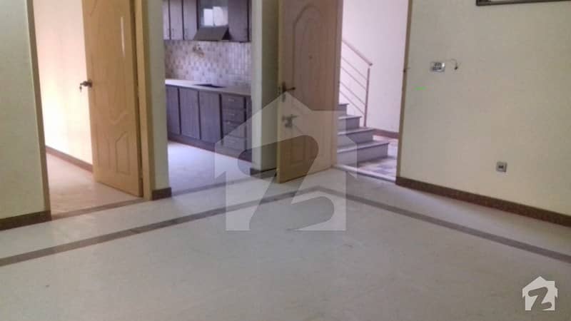 3 bed loung ground floor portion in shamsi society