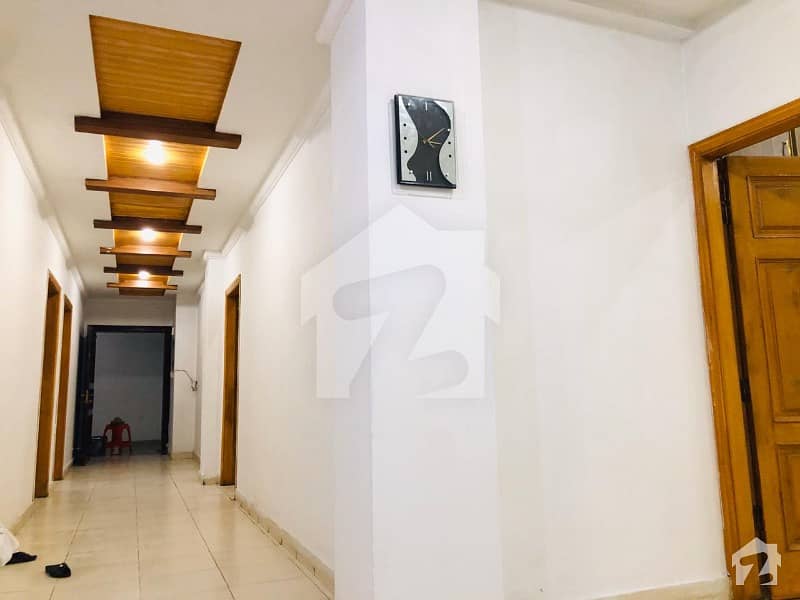 8 Marla Flat Is Available For Sale On 5th Floor