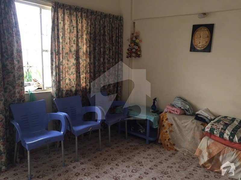 شادمان ٹاؤن - سیکٹر 14 / اے شادمان نارتھ ناظم آباد کراچی میں 2 کمروں کا 4 مرلہ فلیٹ 52 لاکھ میں برائے فروخت۔