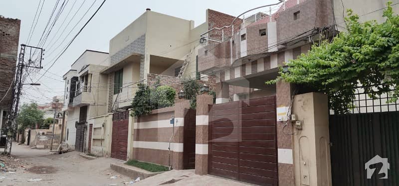 نارتھ گلگشت ملتان میں 4 کمروں کا 11 مرلہ مکان 1.25 کروڑ میں برائے فروخت۔