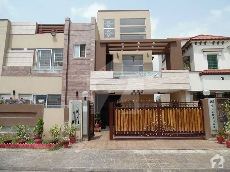 10 Marla Like A  New House Ideal Loction For Rent In Bahria Town Lahore