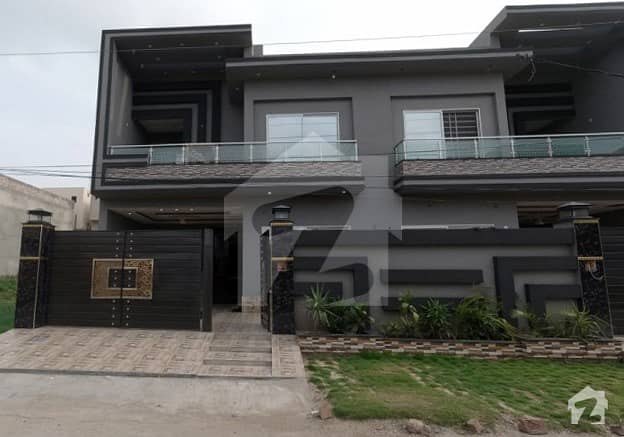 10 Marla House For Sale In D Block Of PIA Housing Scheme Lahore