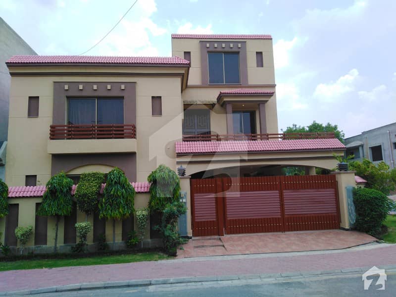 14 Marla Corner Double Storey House Gulmohor Block Bahria Town Lahore