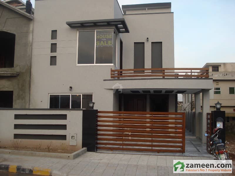 10 Marla Brand New House For Sale In Bahria Town Phase 7 Rawalpindi