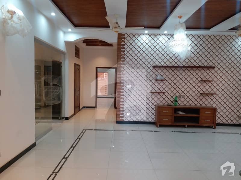 Bahria Town Phase 2 Upper Portion Available for Rent Best Location