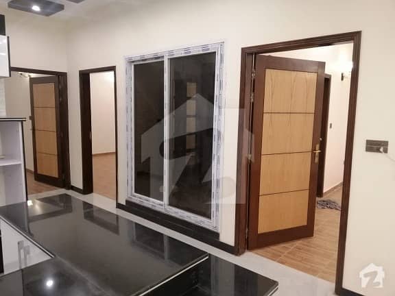 نارتھ ناظم آباد ۔ بلاک ایچ نارتھ ناظم آباد کراچی میں 6 کمروں کا 9 مرلہ مکان 4.55 کروڑ میں برائے فروخت۔