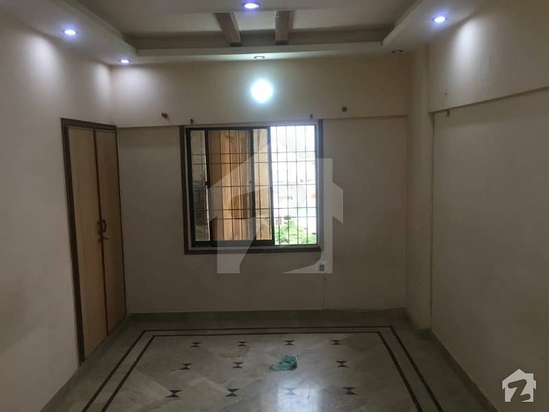 In North Nazimabad 1200  Square Feet Flat For Rent
