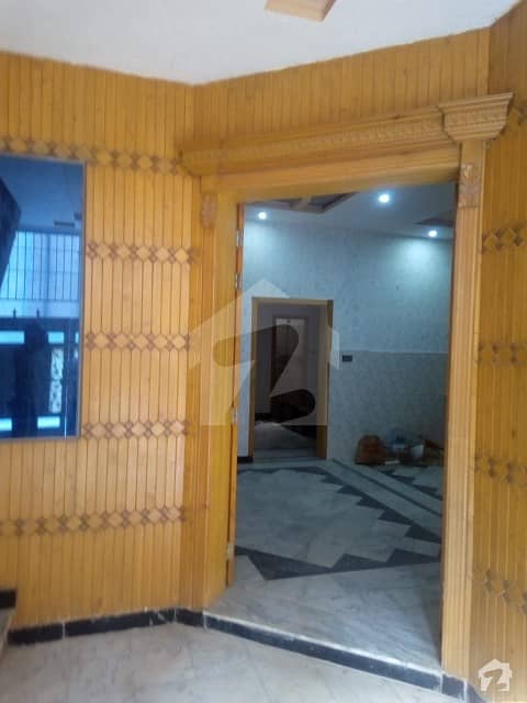 رائل ایونیو اسلام آباد میں 3 کمروں کا 5 مرلہ مکان 30 ہزار میں کرایہ پر دستیاب ہے۔