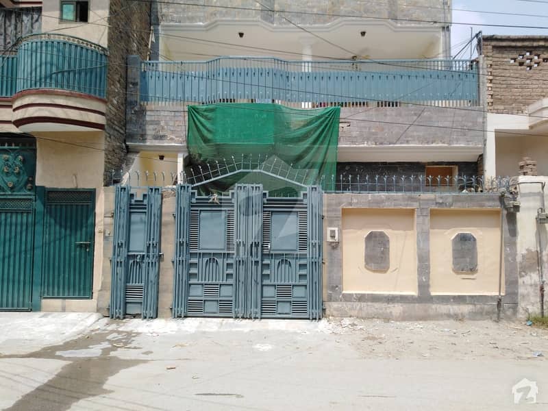 حیات آباد فیز 6 - ایف9 حیات آباد فیز 6 حیات آباد پشاور میں 5 کمروں کا 5 مرلہ مکان 1.55 کروڑ میں برائے فروخت۔