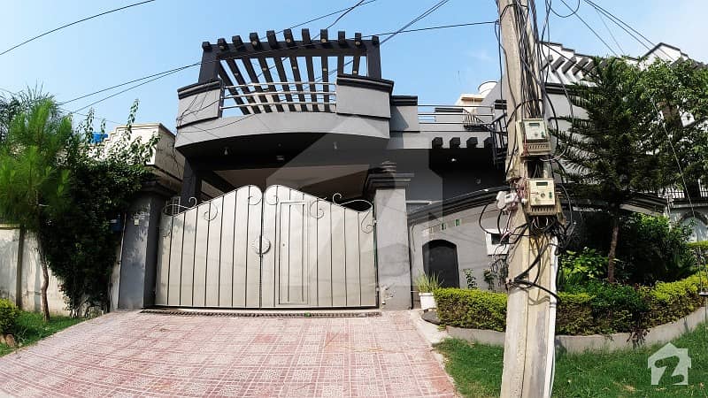 Beautifully Designed 10-Marla Home In Gulshan Abad Rawalpindi