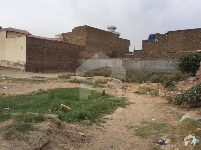 چغل پورہ پشاور میں 11 مرلہ رہائشی پلاٹ 12.7 لاکھ میں برائے فروخت۔